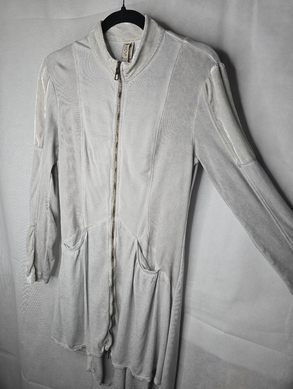 XCVI Tunic Top Light Gray Mixed Velvet Media Zip Front High Low Boho Lagenlook S